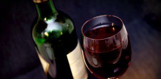 Benefícios do vinho tinto para o coração, corpo e mente