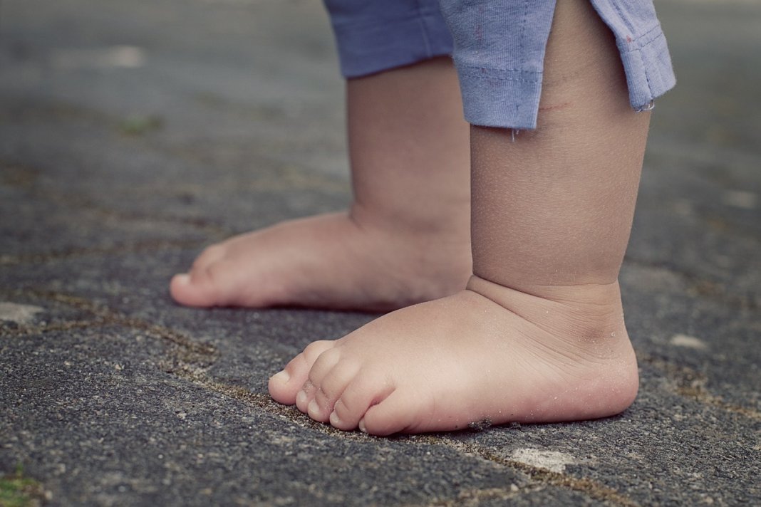 Hábitos de calçados influenciam o desenvolvimento de habilidades motoras em crianças e adolescentes