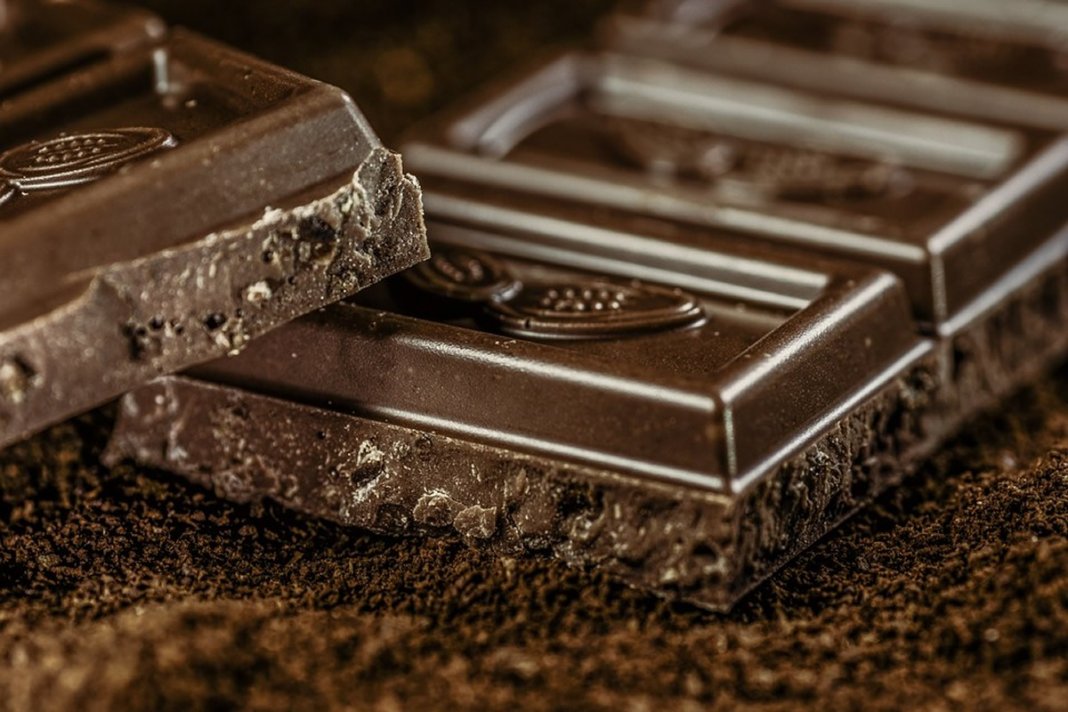Chocolate amargo reduz o risco de depressão, aponta estudo!