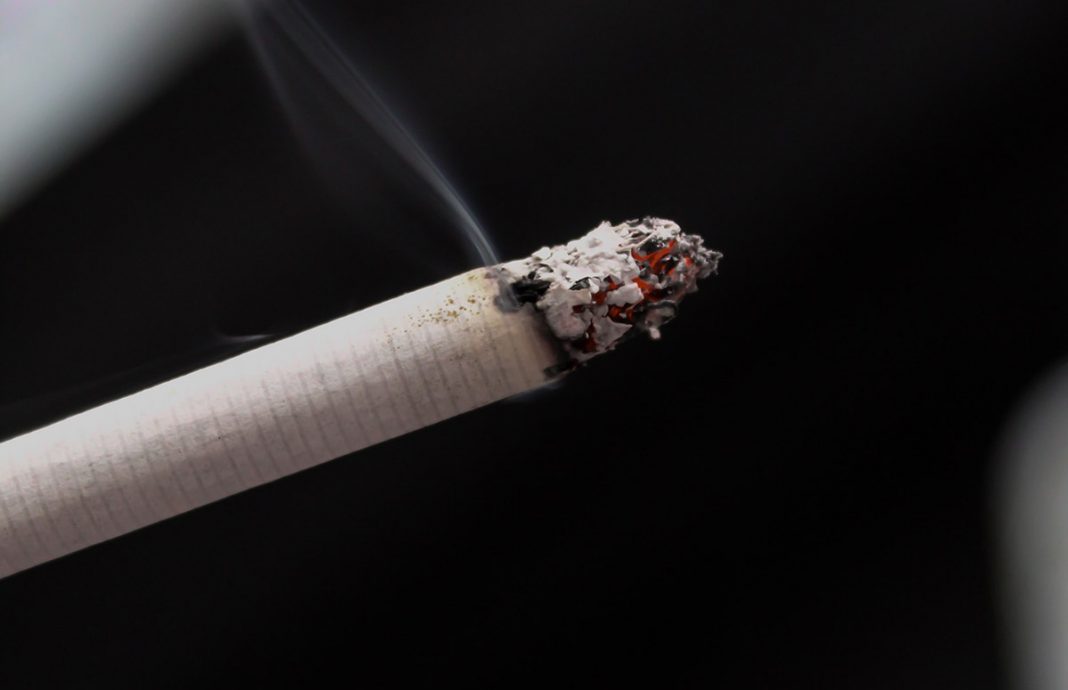 Novo estudo aponta possibilidade de nicotina agir contra Covid-19