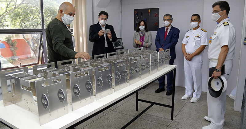 Marinha do Brasil e USP firmam parceria para produzir ventiladores pulmonares