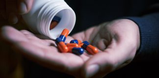 Efeitos colaterais de antibióticos: 8 coisas insanas que eles fazem ao seu corpo