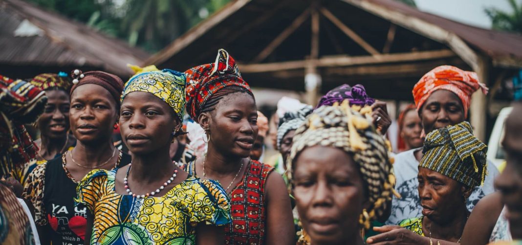 Pobreza menstrual, escassez de água e educação de meninas na África