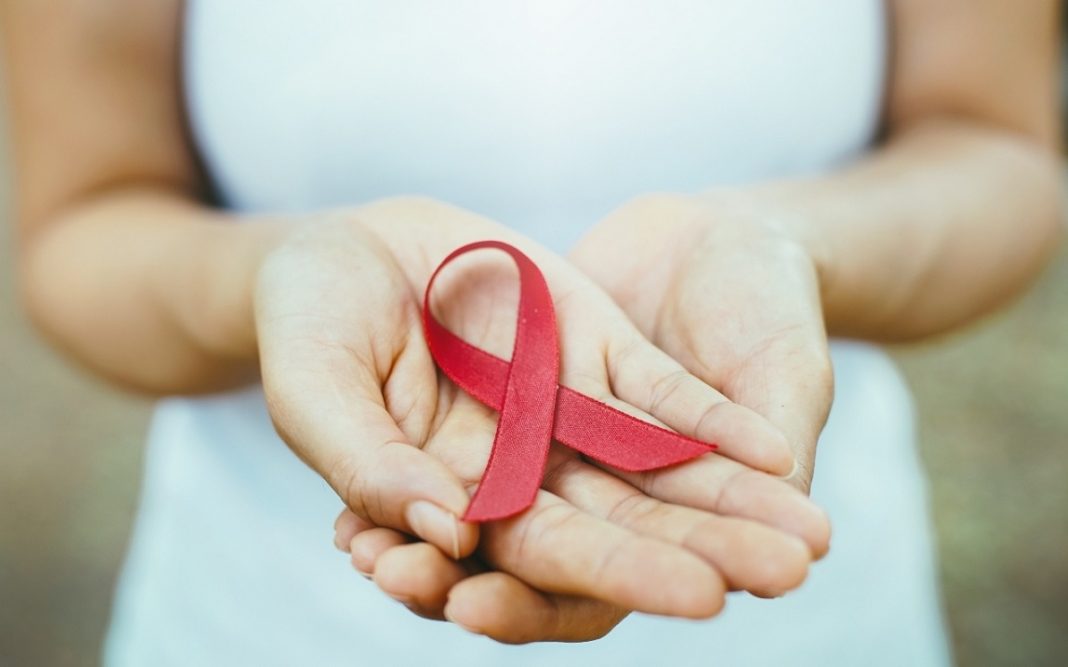 Aumento de caso de AIDS entre jovens de 13 a 25 anos no Brasil já é motivo de preocupação